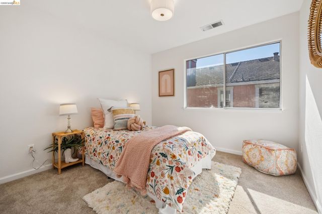 2004 Fries Ct, Martinez, CA 94553