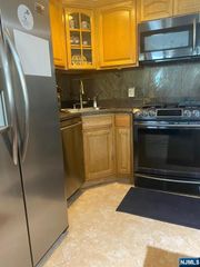 20 Jacques Street 24, Elizabeth, NJ 07201
