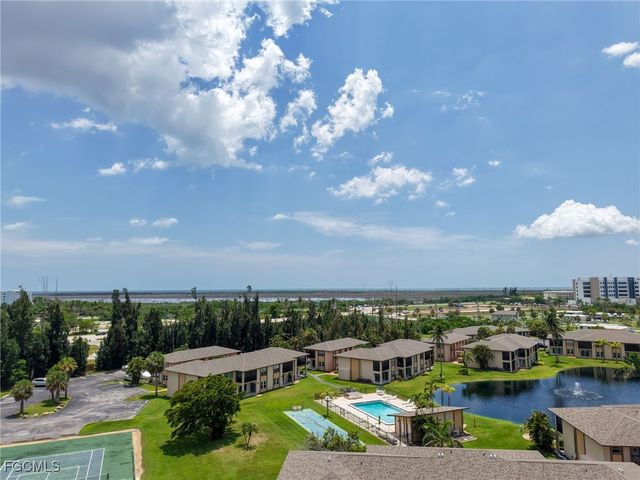 16881 Davis RD 716, Fort Myers, FL 33908