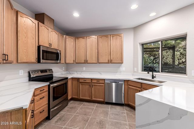 485 E QUEEN CREEK Drive, Queen Valley, AZ 85118