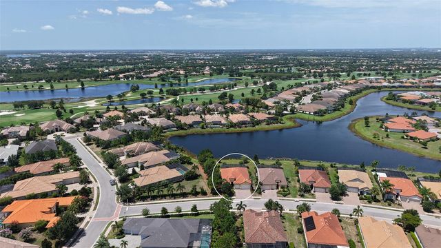 7005 WHITTLEBURY TRAIL, Lakewood Ranch, FL 34202