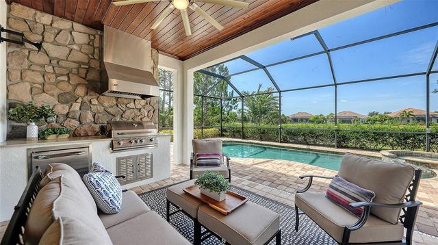 7005 WHITTLEBURY TRAIL, Lakewood Ranch, FL 34202