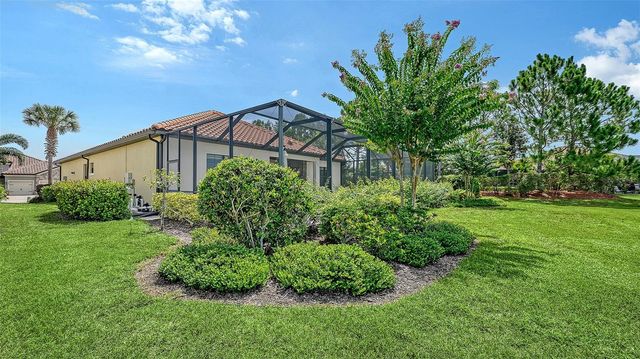 7005 WHITTLEBURY TRAIL, Lakewood Ranch, FL 34202