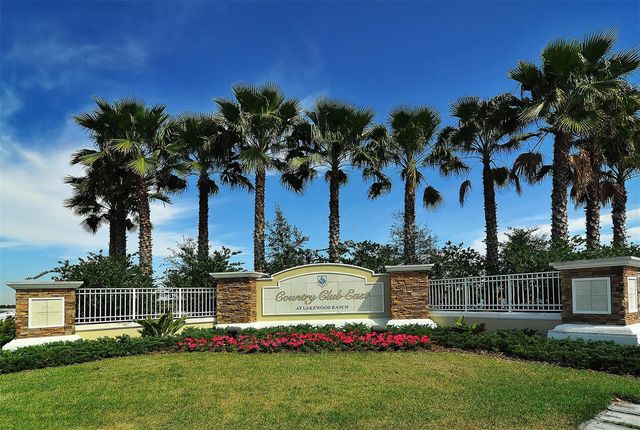 7005 WHITTLEBURY TRAIL, Lakewood Ranch, FL 34202