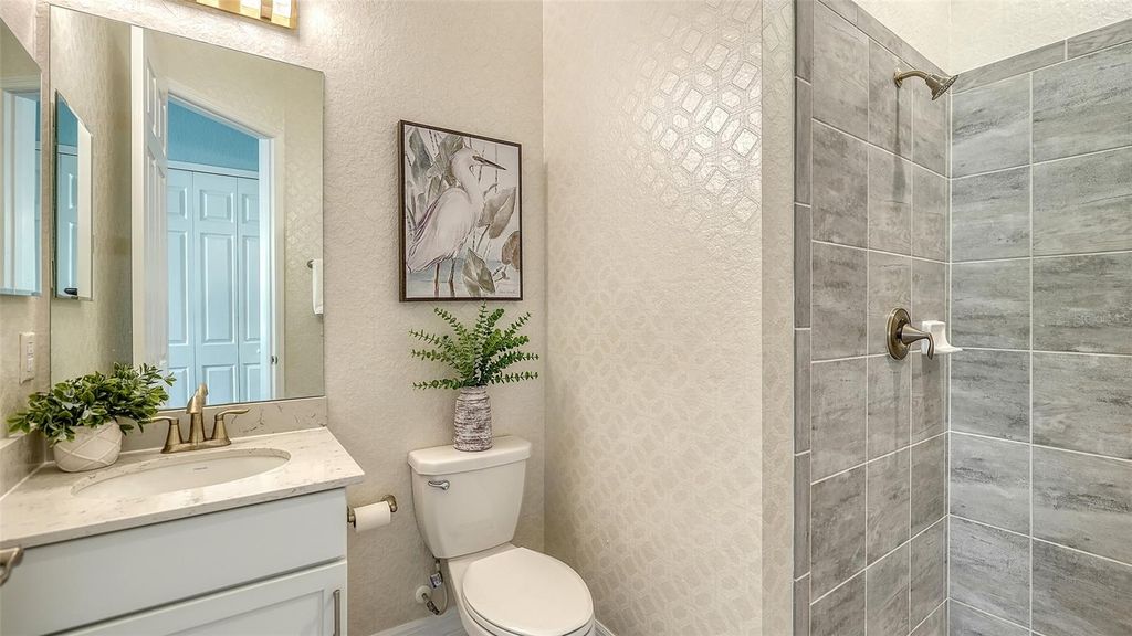 Image 36 of property listing at 7005 WHITTLEBURY TRAIL, Lakewood Ranch, FL 34202