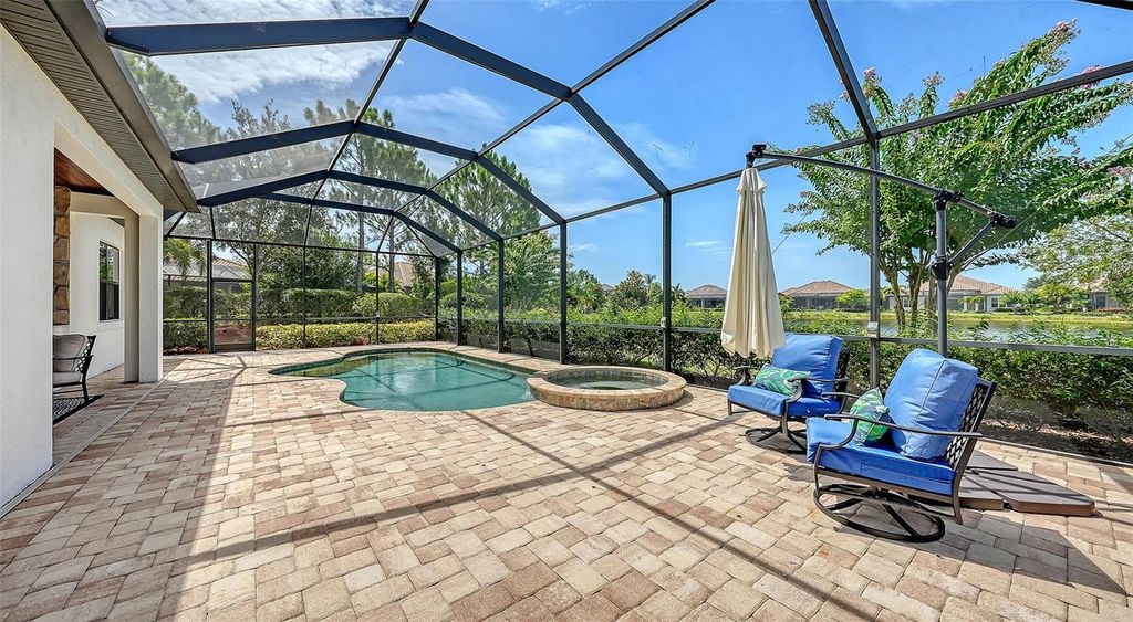 Image 49 of property listing at 7005 WHITTLEBURY TRAIL, Lakewood Ranch, FL 34202