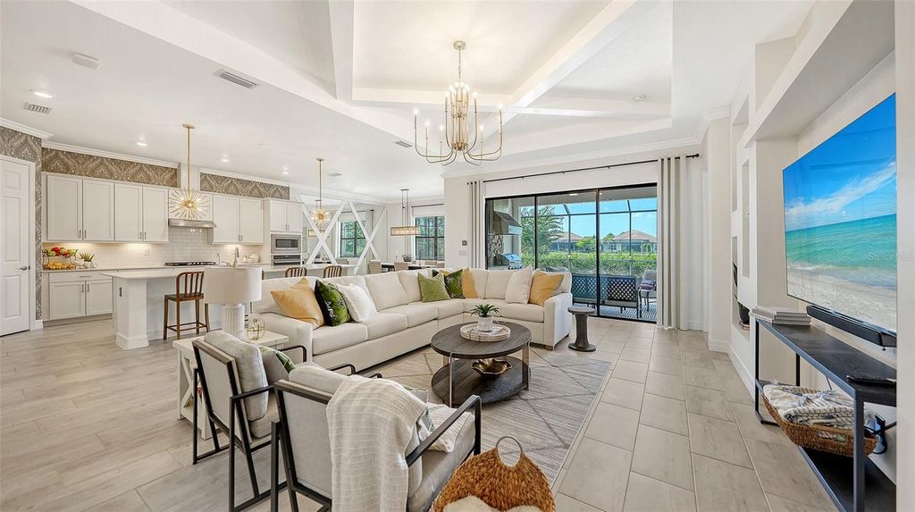 Image 9 of property listing at 7005 WHITTLEBURY TRAIL, Lakewood Ranch, FL 34202