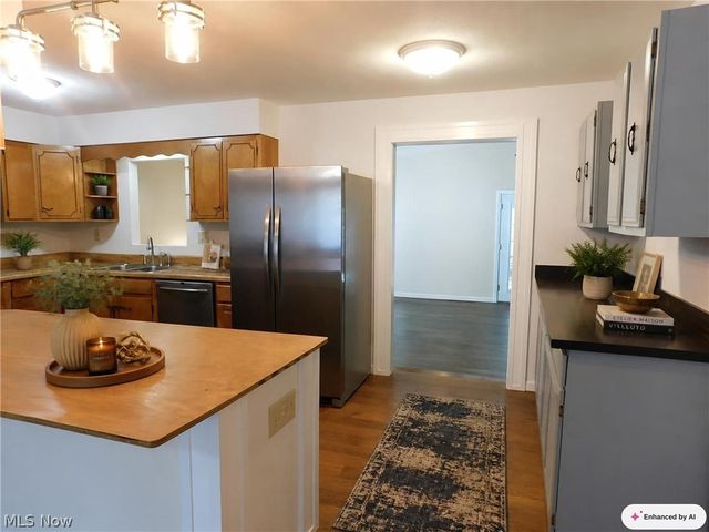 3040 E Spencer Circle, Geneva, OH 44041