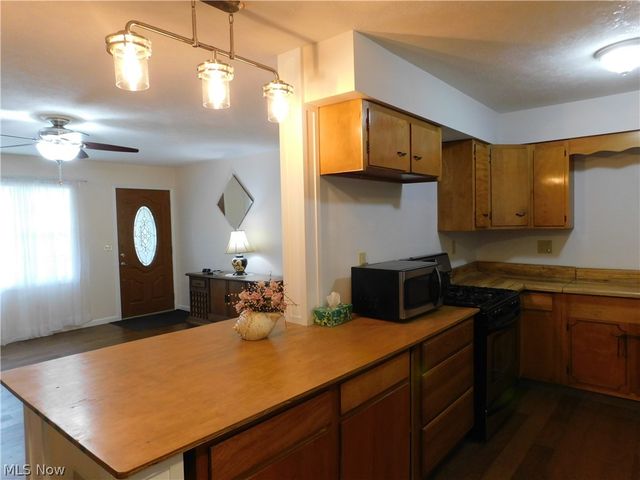 3040 E Spencer Circle, Geneva, OH 44041