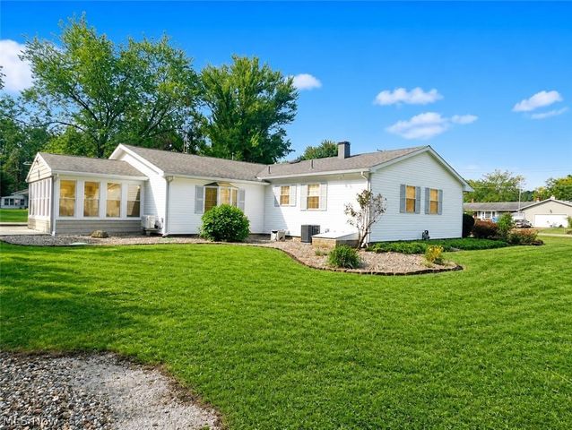 3040 E Spencer Circle, Geneva, OH 44041