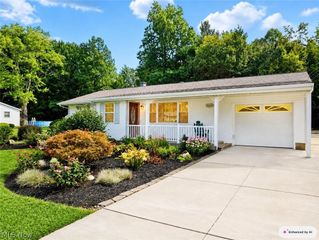 3040 E Spencer Circle, Geneva, OH 44041
