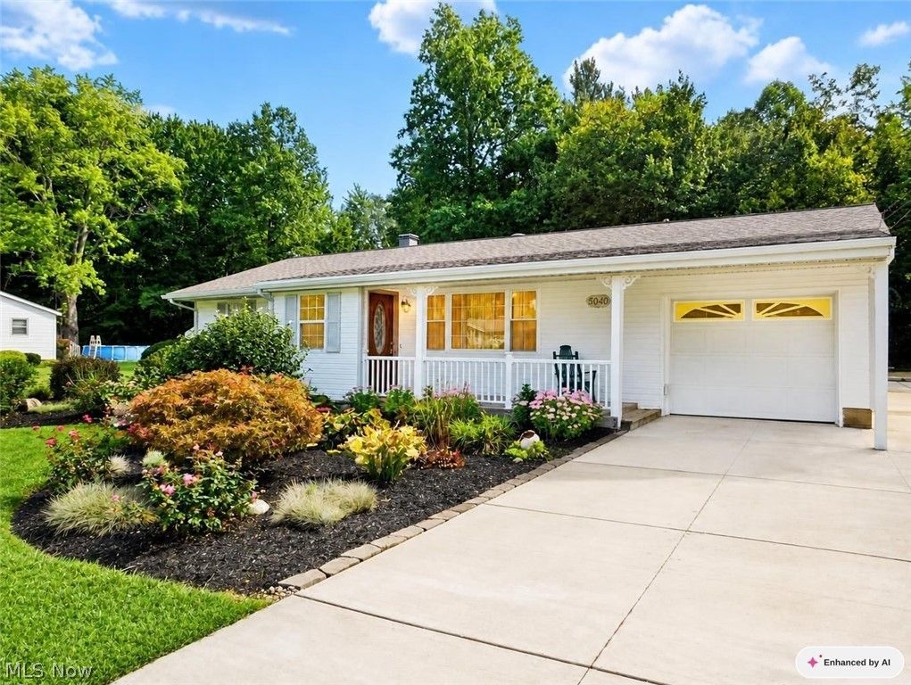 3040 E Spencer Circle, Geneva, OH 44041