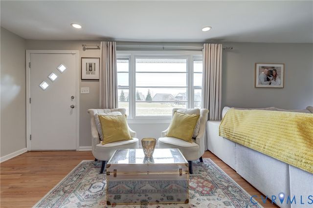 1496 Hockett Rd, Manakin Sabot, VA 23103