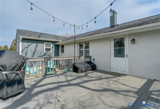 1496 Hockett Rd, Manakin Sabot, VA 23103