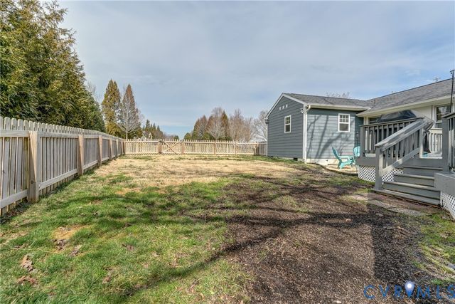 1496 Hockett Rd, Manakin Sabot, VA 23103