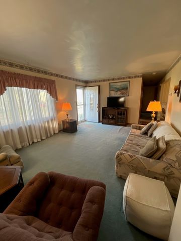 2131 E 41ST Street, Erie, PA 16510