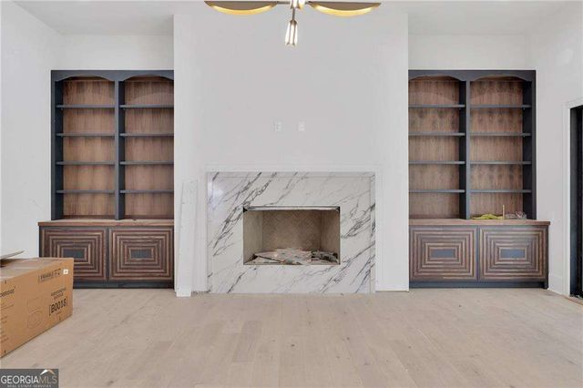 4845 Lansbury Drive, Atlanta, GA 30342