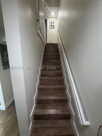 128 Riviera Cir 128, Weston, FL 33326