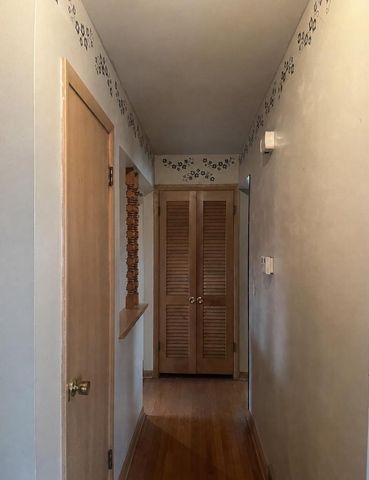 5760 N 93rd STREET, Milwaukee, WI 53225