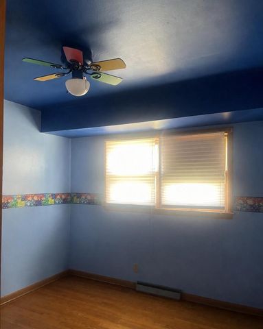 5760 N 93rd STREET, Milwaukee, WI 53225