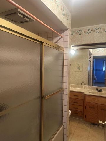 5760 N 93rd STREET, Milwaukee, WI 53225