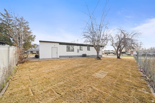 965 AMETHYST ST, Layton, UT 84041