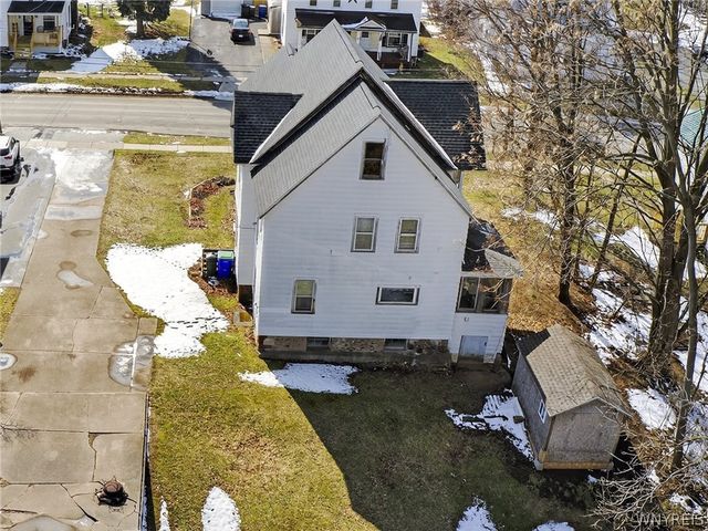 21 Maple Avenue, Yates, NY 14098