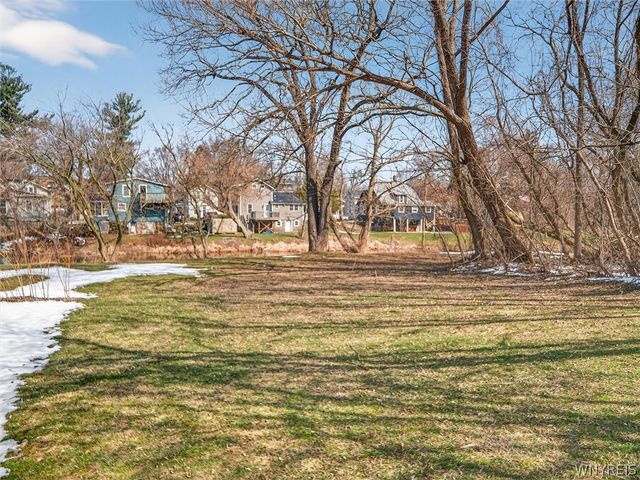 21 Maple Avenue, Yates, NY 14098