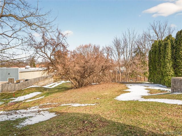 21 Maple Avenue, Yates, NY 14098