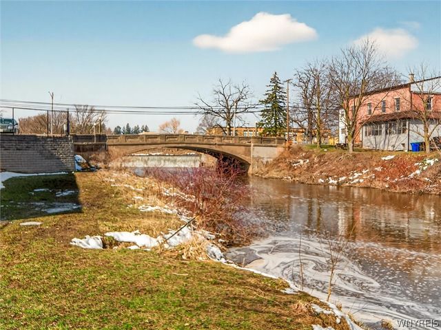 21 Maple Avenue, Yates, NY 14098