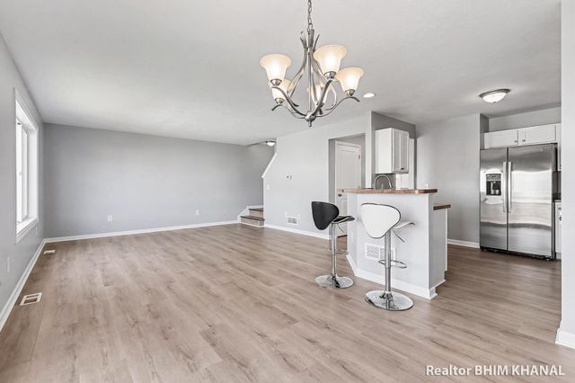 3721 Cedar Landing Drive SE, Grand Rapids, MI 49512