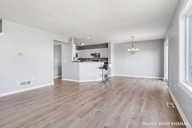 3721 Cedar Landing Drive SE, Grand Rapids, MI 49512