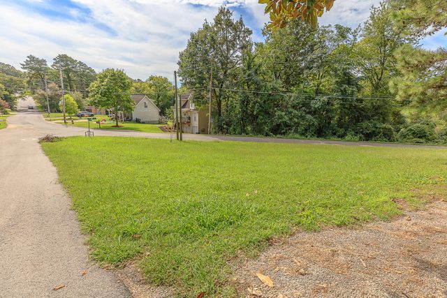 2718 Durand Avenue, Chattanooga, TN 37406
