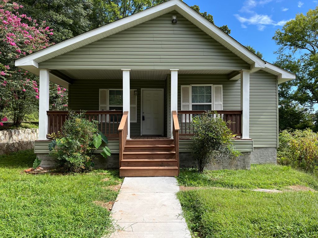 2718 Durand Avenue, Chattanooga, TN 37406