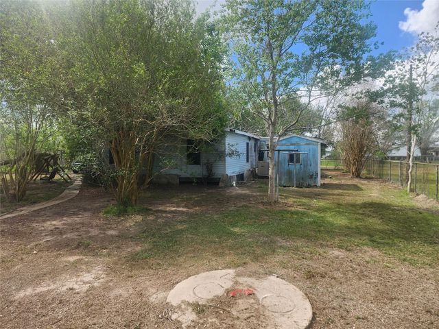 10001 County Road 941a, Alvin, TX 77511