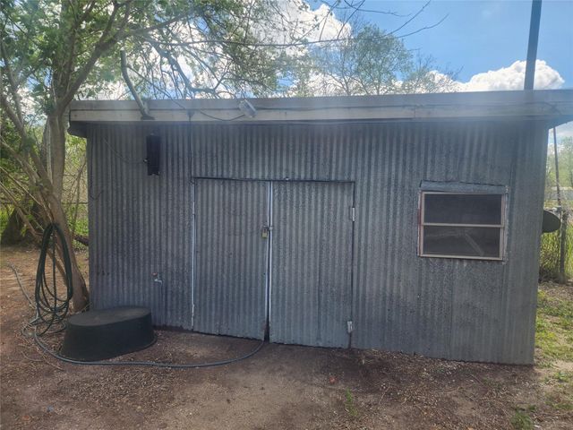 10001 County Road 941a, Alvin, TX 77511