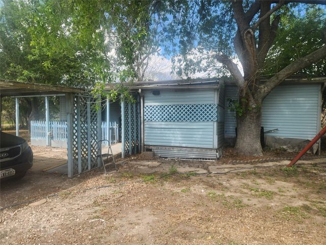 10001 County Road 941a, Alvin, TX 77511