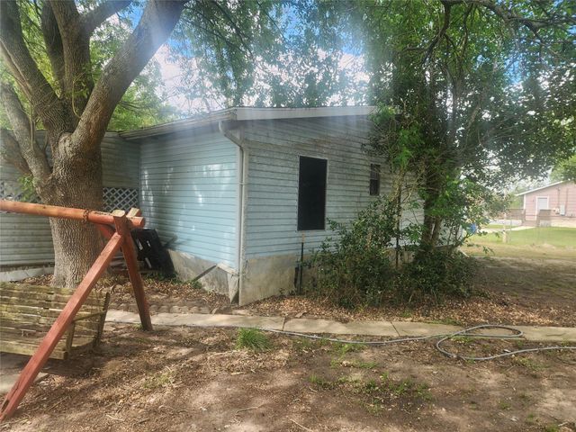 10001 County Road 941a, Alvin, TX 77511