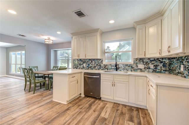 1843 Spruce Knob Drive, Houston, TX 77339