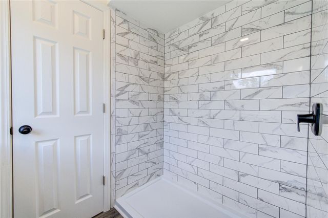1843 Spruce Knob Drive, Houston, TX 77339