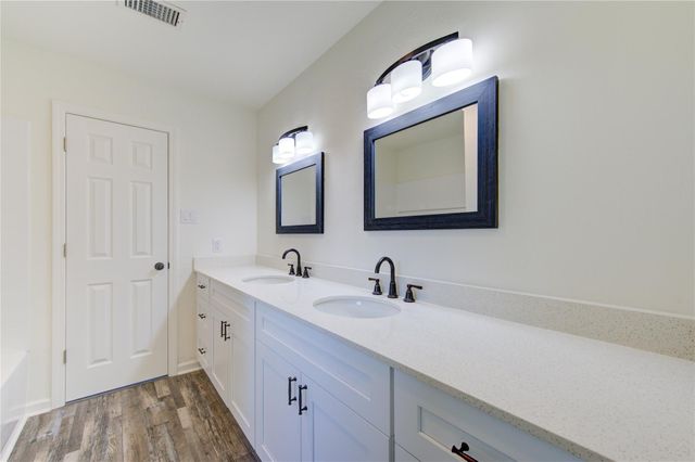 1843 Spruce Knob Drive, Houston, TX 77339