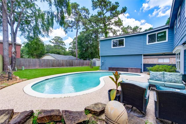 1843 Spruce Knob Drive, Houston, TX 77339