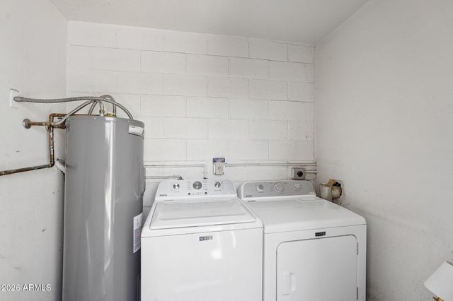 5919 W Golden Lane, Glendale, AZ 85302
