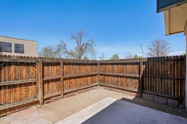5919 W Golden Lane, Glendale, AZ 85302
