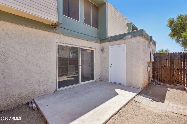 5919 W Golden Lane, Glendale, AZ 85302