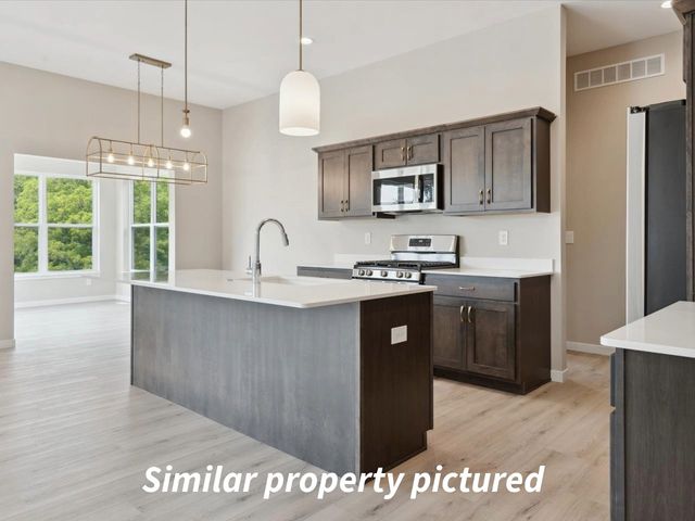 675 Maclan Court, Iowa City, IA 52246