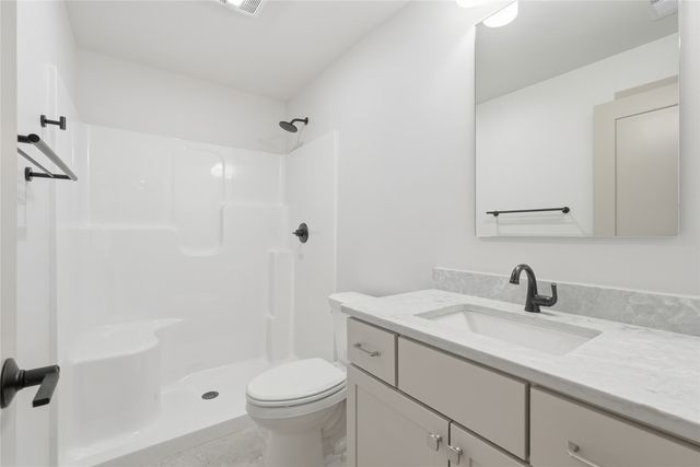 675 Maclan Court, Iowa City, IA 52246