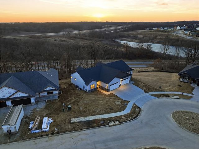 675 Maclan Court, Iowa City, IA 52246