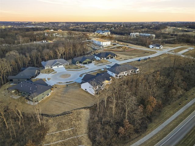 675 Maclan Court, Iowa City, IA 52246