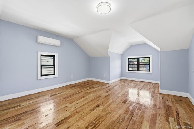 112-38 212th Street, Queens Village, NY 11429